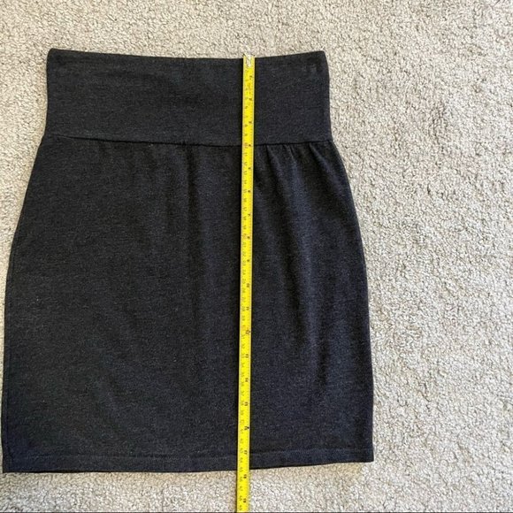 Aritzia Talula Dark Grey High Waist Bodycon Mini Skirt - Picture 8 of 9